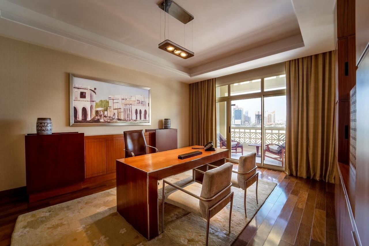 Grand Hyatt Doha Hotel & Villas Экстерьер фото Office in the Emirates Palace