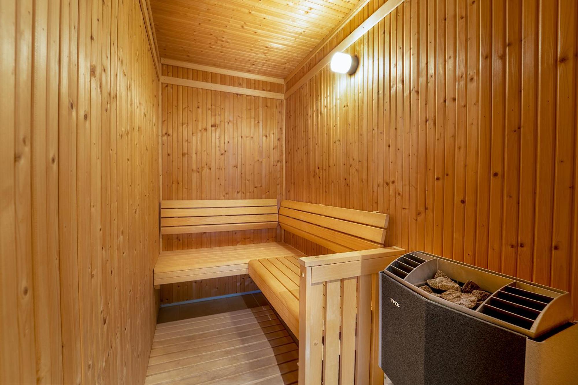 Grand Hyatt Doha Hotel & Villas Экстерьер фото A modern Finnish sauna
